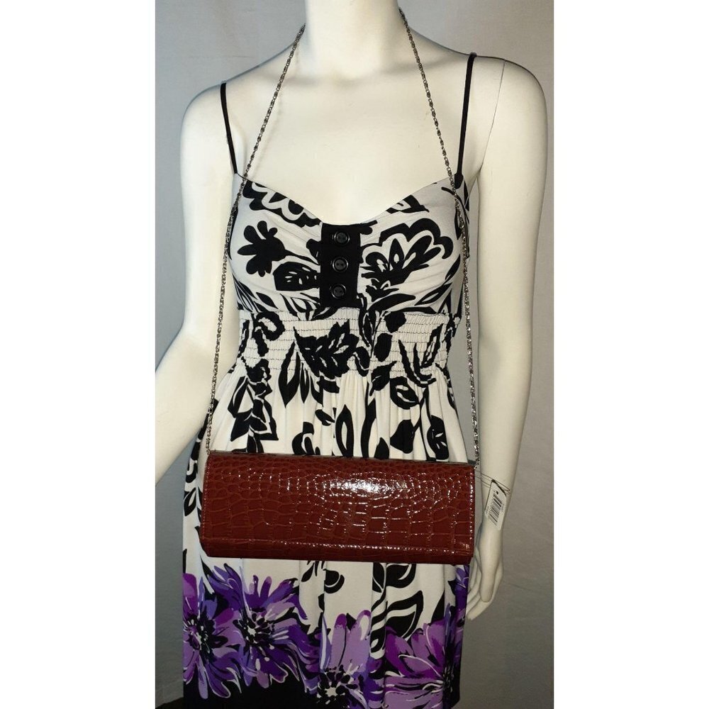 Purse - Picture 2 of 4